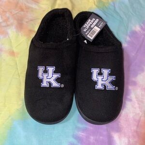 NWT University of Kentucky Black Slip-On Team Slippers